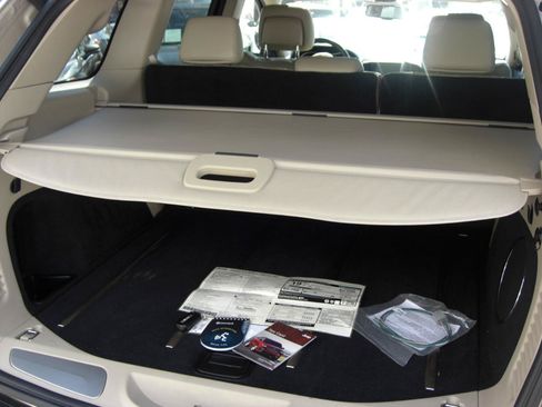 Used 2014 Jeep Grand Cherokee Limited w/ Trailer Tow Group IV AWD/4WD image 18