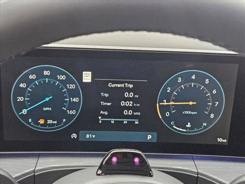 Used 2025 Hyundai Santa Fe Limited AWD/4WD image 15
