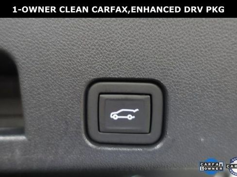 Used 2024 Chevrolet Traverse RS image 25