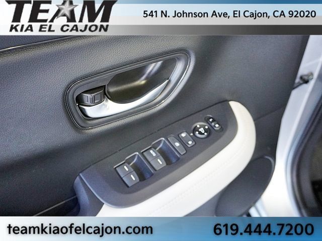 Used 2025 Honda HR-V LX image 24