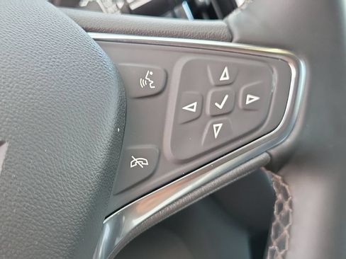 Used 2024 Chevrolet Equinox LT w/ LPO, Floor Liner Package FWD image 21