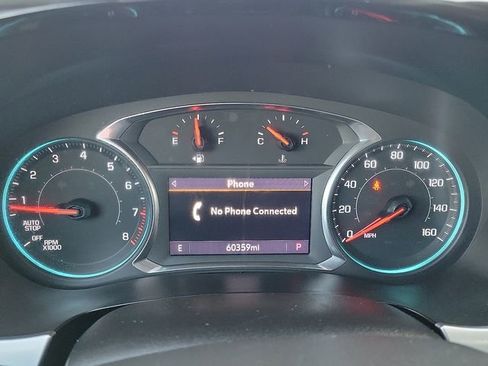 Used 2021 Chevrolet Traverse LT image 18