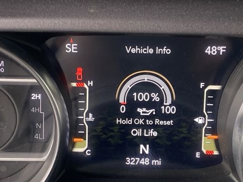 Used 2021 Jeep Gladiator Mojave w/ Safety Group image 19