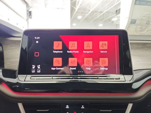 New 2026 Volkswagen Atlas SEL AWD/4WD image 18