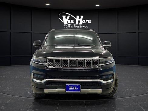 Used 2022 Jeep Grand Wagoneer Series II image 12