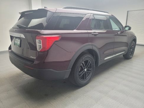 Used 2022 Ford Explorer XLT AWD/4WD image 9