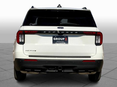 New 2025 Ford Explorer Active image 4