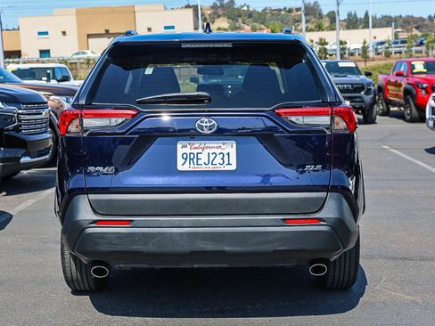 Used 2025 Toyota RAV4 XLE FWD image 23
