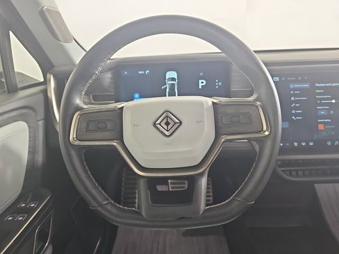 Used 2022 Rivian R1T Adventure image 28