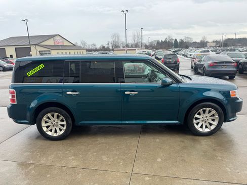 Used 2011 Ford Flex SEL w/ Trailer Tow Pkg Class III image 4