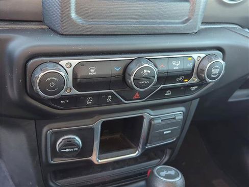 Used 2023 Jeep Wrangler Sport AWD/4WD image 19