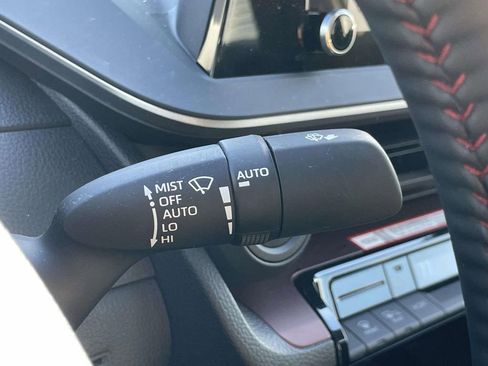 Used 2024 Toyota Prius Prime Premium image 22