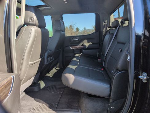 Used 2020 Chevrolet Silverado 1500 LT Trail Boss image 15