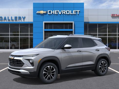 New 2026 Chevrolet TrailBlazer LT image 2