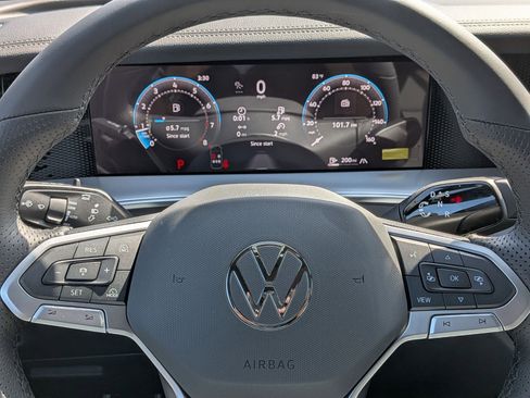New 2026 Volkswagen Tiguan SE R-Line AWD/4WD image 20