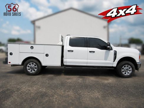 Used 2023 Ford F350 XLT w/ FX4 Off-Road Package AWD/4WD image 1