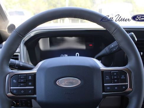 New 2026 Ford F250 Platinum AWD/4WD image 18