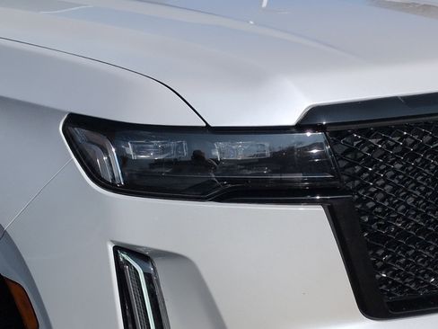 Certified 2023 Cadillac Escalade Sport w/ Touring Package image 11