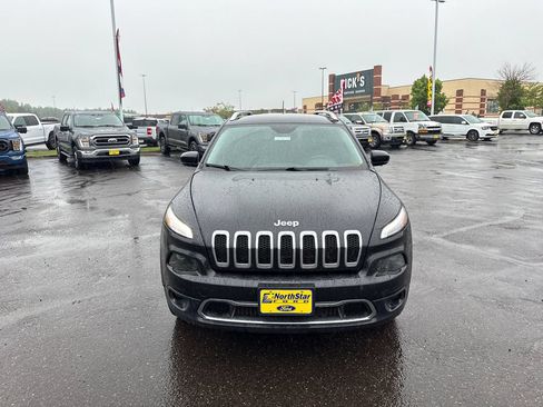 Used 2014 Jeep Cherokee Limited w/ Luxury Group AWD/4WD image 3