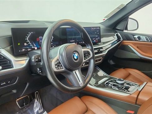 Used 2024 BMW X5 M60i image 19