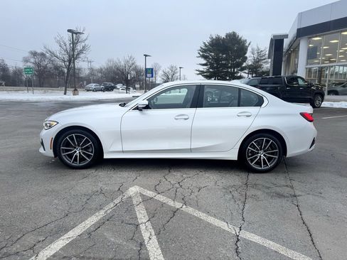 Used 2022 BMW 330i xDrive Sedan w/ Premium Package image 2