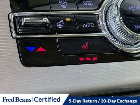 Used 2023 Lincoln Aviator AWD w/ Premium Package image 22