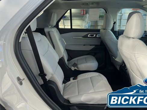 New 2026 Ford Explorer Platinum w/ LUX Leather Package image 19