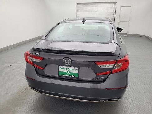 Used 2018 Honda Accord Touring image 7