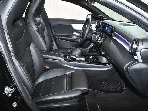 Used 2020 Mercedes-Benz CLA 250 4MATIC image 64
