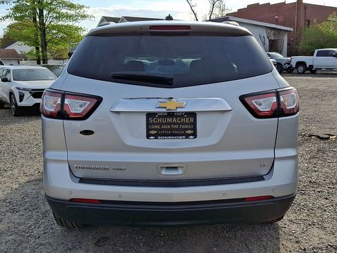 Used 2017 Chevrolet Traverse LT w/ Style and Technology Package AWD/4WD image 7