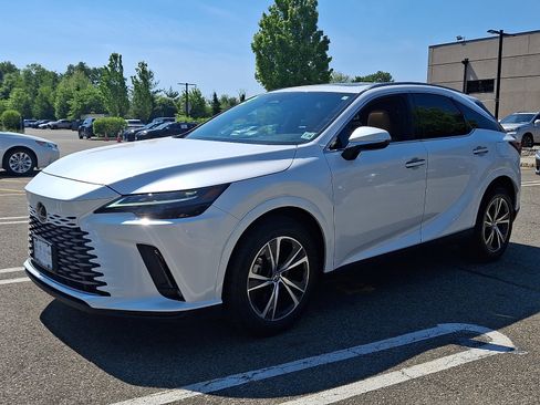 Certified 2023 Lexus RX 350 Premium w/ Accessory Package AWD/4WD image 3