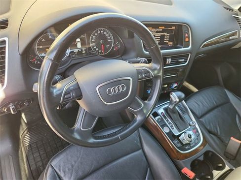 Used 2015 Audi Q5 2.0T Premium Plus w/ Technology Package image 10