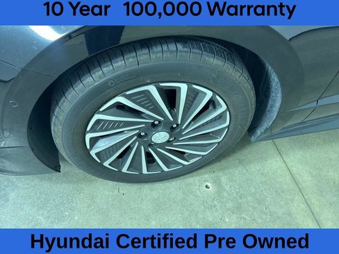 Used 2023 Hyundai Sonata Limited w/ Cargo Package FWD image 17