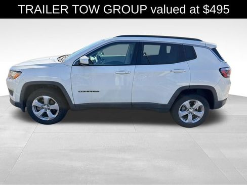 Used 2019 Jeep Compass Latitude w/ Popular Equipment Group AWD/4WD image 4