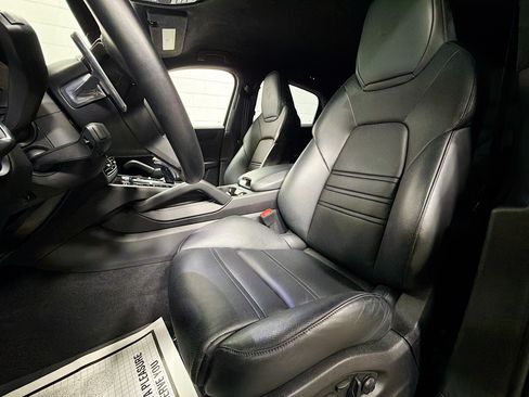 Certified 2023 Porsche Cayenne Turbo GT AWD/4WD image 5