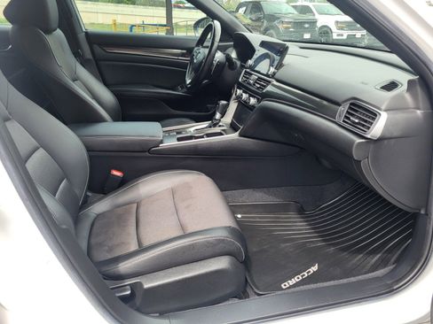 Used 2022 Honda Accord Sport image 12
