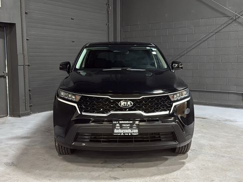 Used 2021 Kia Sorento LX AWD/4WD image 2