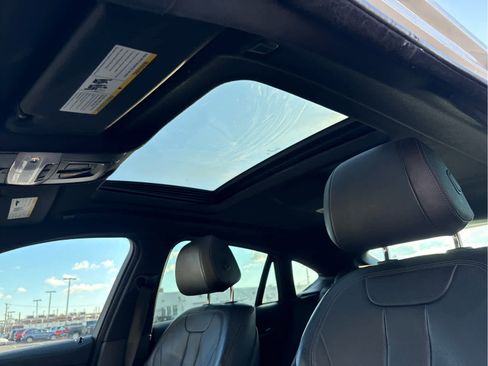 Used 2019 BMW X6 xDrive35i w/ Premium Package image 16