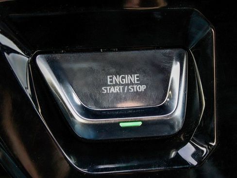 Used 2024 GMC Sierra 3500 AT4 w/ AT4 Premium Plus Package image 29