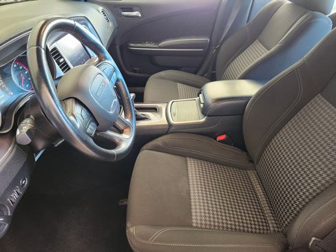 Used 2023 Dodge Charger SXT image 14