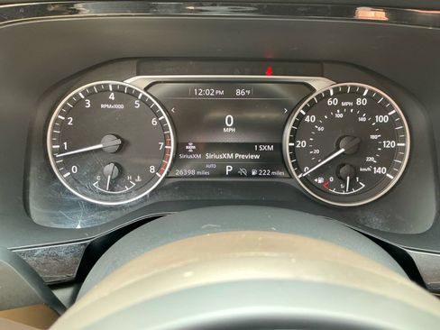 Used 2025 Nissan Pathfinder SV AWD/4WD image 29