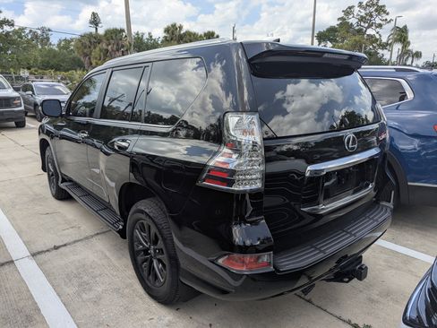 Used 2020 Lexus GX 460 Premium w/ Premium Package AWD/4WD image 4