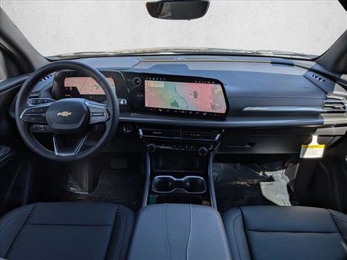 New 2026 Chevrolet Traverse LT w/ Sun and Wheel Package image 16