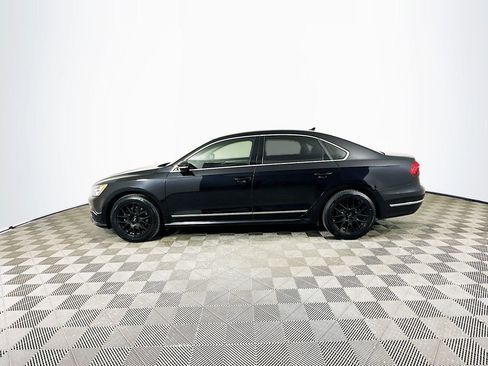 Used 2017 Volkswagen Passat 1.8T SE image 6