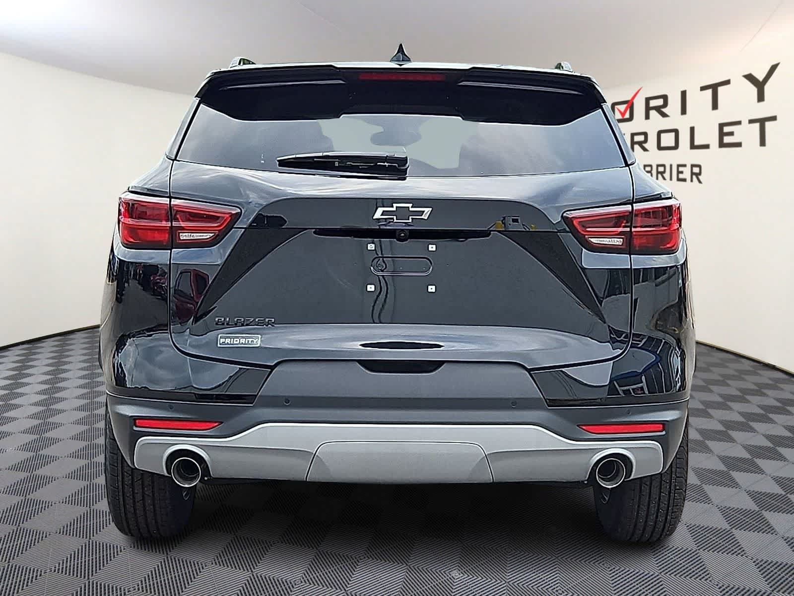 New 2026 Chevrolet Blazer LT w/ Midnight/Sport Edition FWD image 5