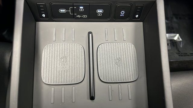 Used 2025 Hyundai Santa Fe Calligraphy AWD/4WD image 33