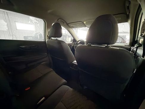 Used 2019 Nissan Rogue S AWD/4WD image 11