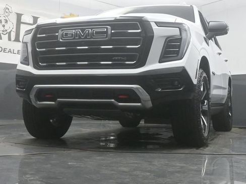 Used 2026 GMC Yukon AT4 w/ AT4 Premium Plus Package AWD/4WD image 72