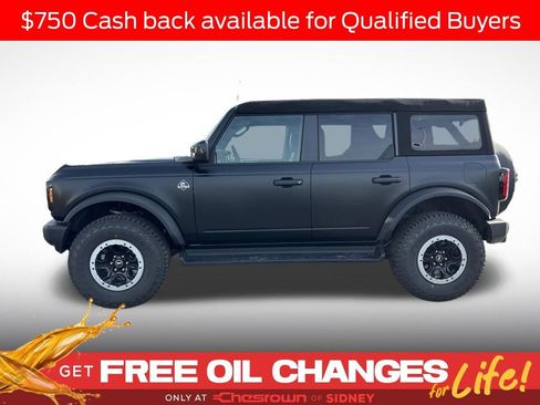 New 2026 Ford Bronco Outer Banks w/ Sasquatch Package image 2