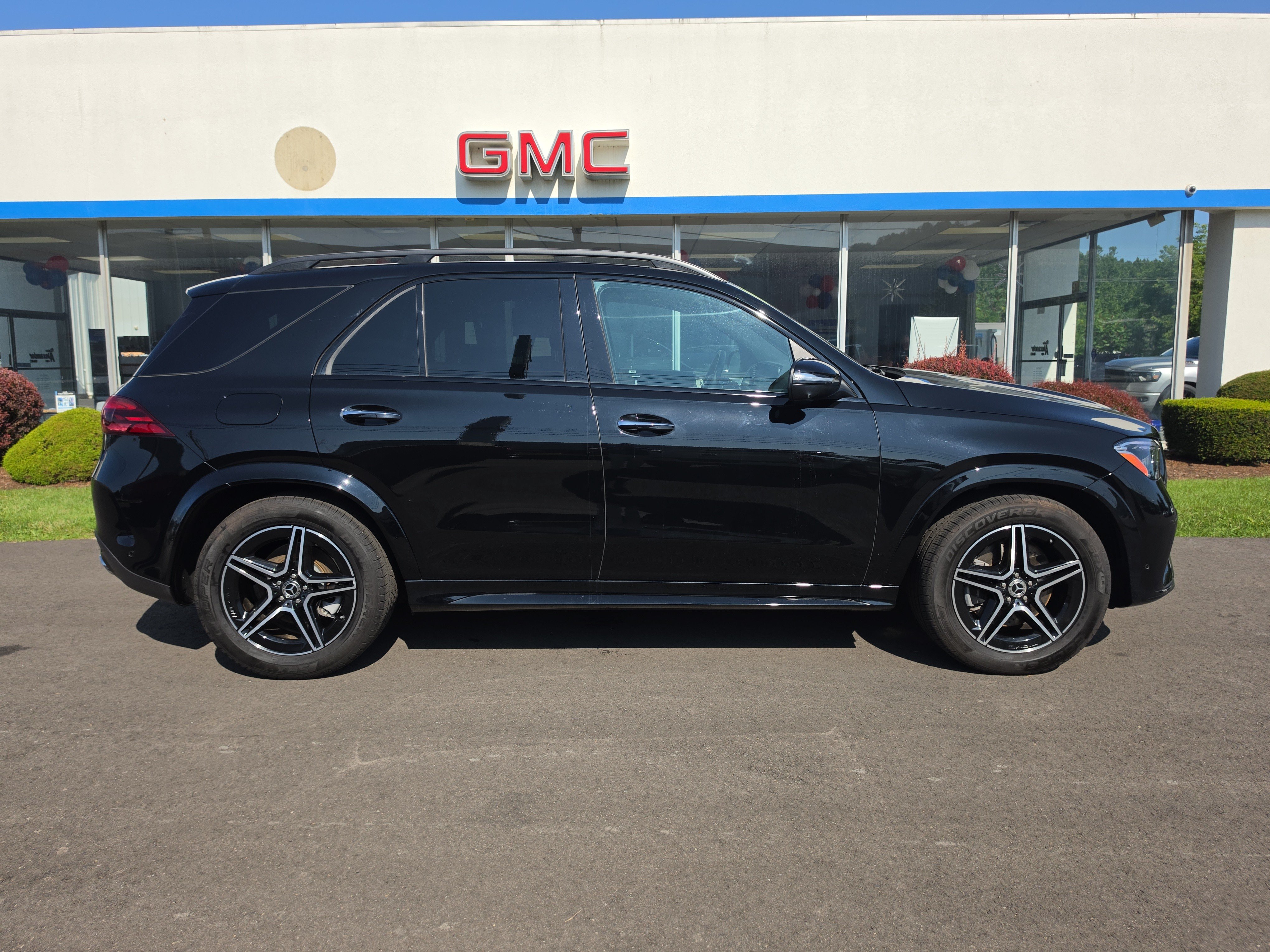 Used 2026 Mercedes-Benz GLE 350 4MATIC image 2